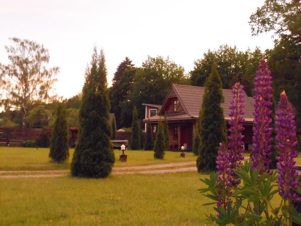 Forest Edge Lodge Riga Buitenkant foto